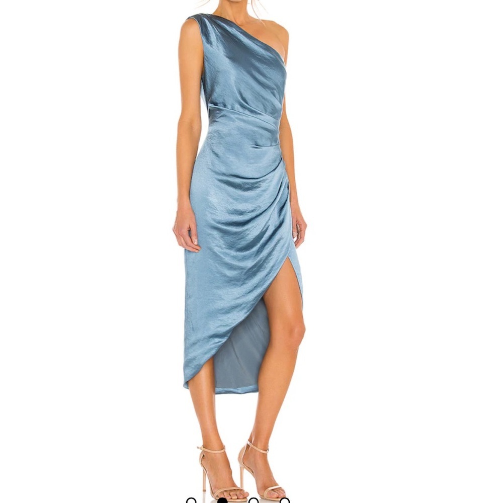 Elliatt NEW Cassini Dress in Blue